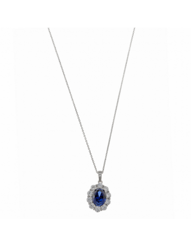 Collar con corazón de nácar en plata bañada en oro, un clásico romántico para San Valentín.