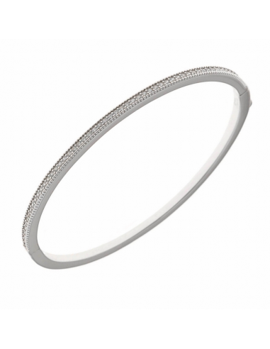 Pulsera rígida de plata rodiada con circonitas, una joya sofisticada para regalar en San Valentín.