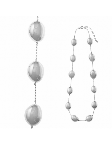 Collar de plata rodiada con óvalos lisos, una joya atemporal para regalar en una ocasión especial.