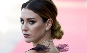 blanca suarez pendientes minimalistas
